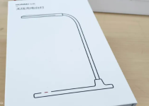 华为无线充电台灯：智能生活新提案